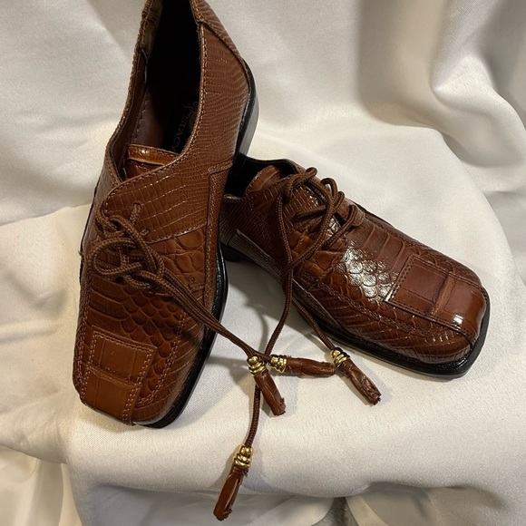 Stacey Adams Boys Golden Brown Oxford Tan Toddlers - Picture 15 of 16